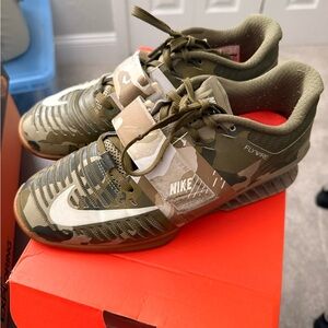 Nike Romaleos 3 Olive Camouflage lifters men’s 6.5 women’s 8 weightlifting shoes